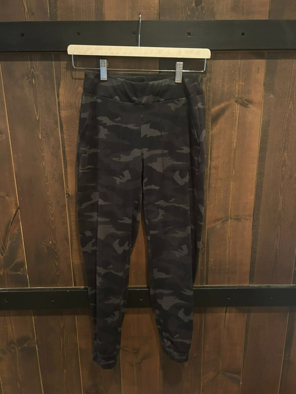 Athleta Girl Printed Powervita Jogger Camo Print Size XL/14